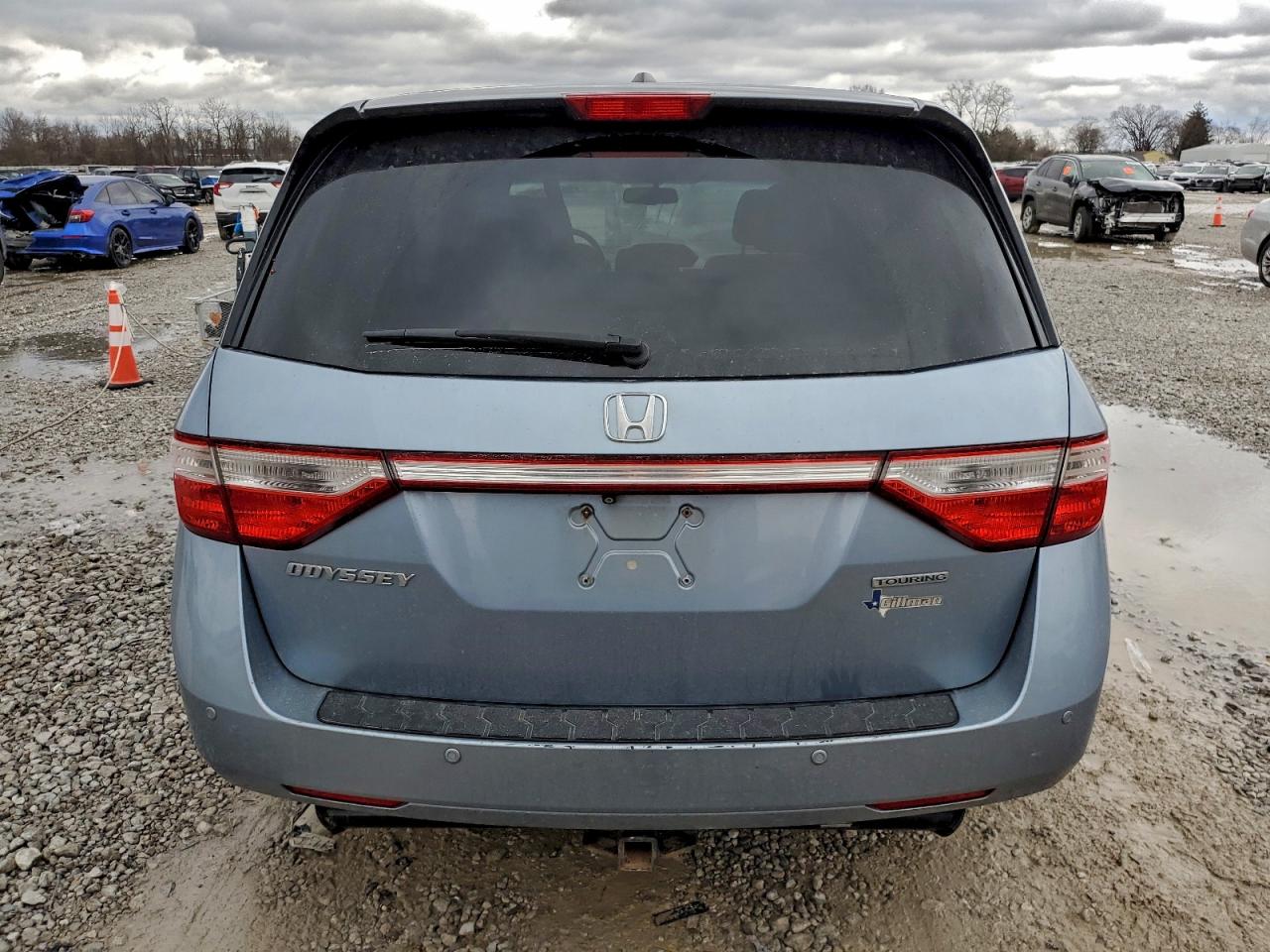 Honda Odyssey Touring Image 6