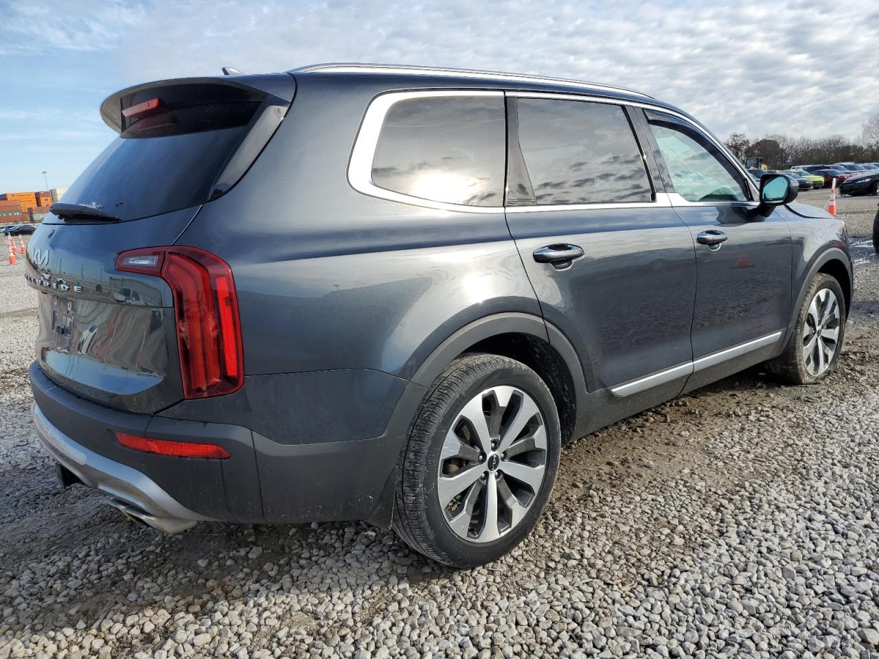 Kia Telluride S Image 2
