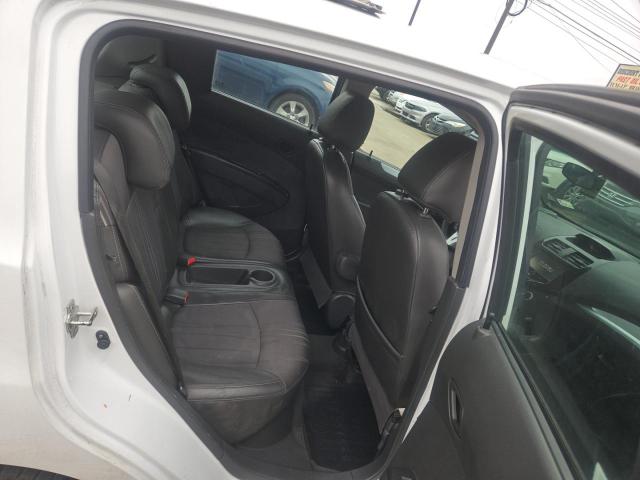 Chevrolet Spark 1lt Image 5