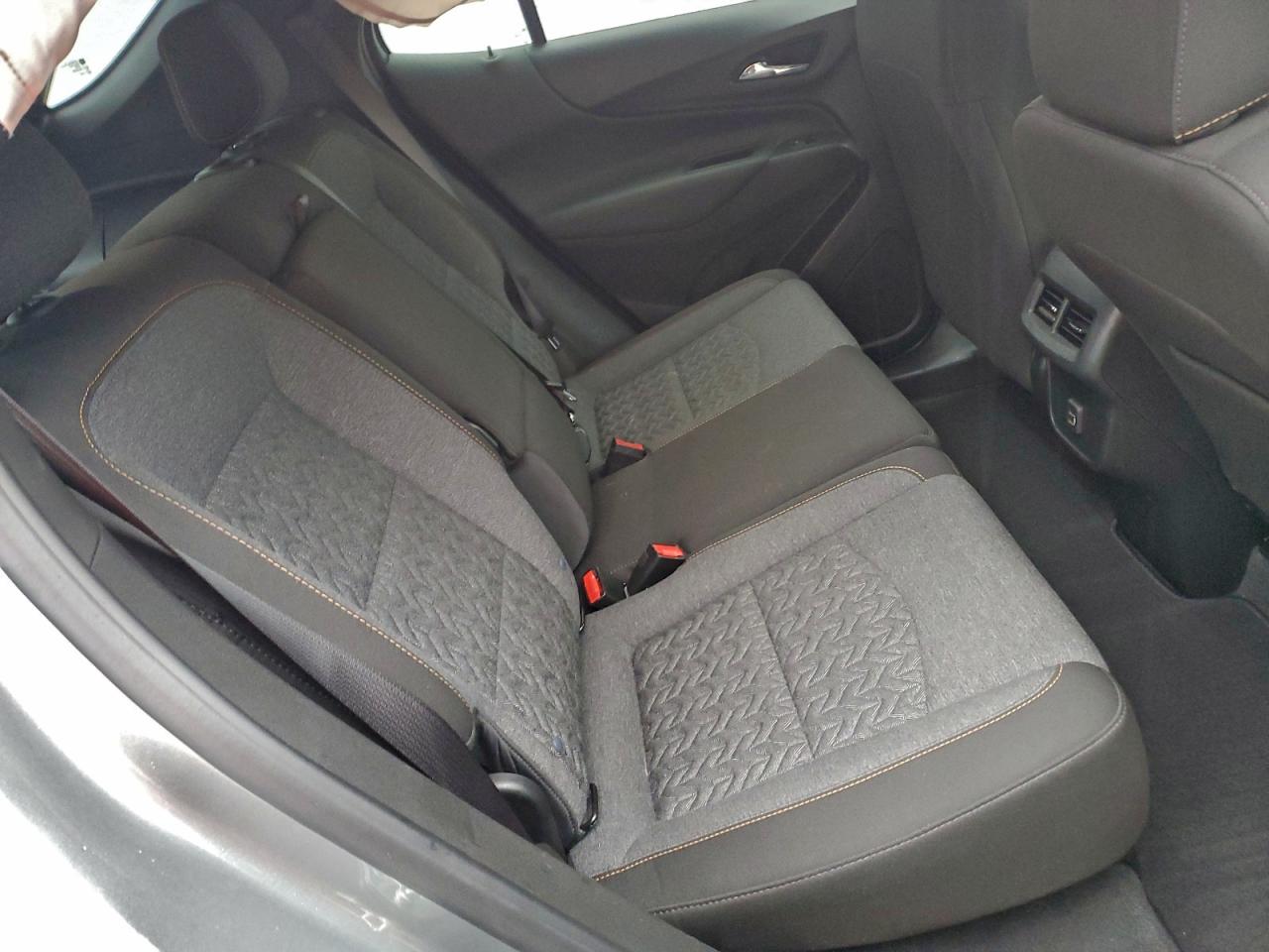 Chevrolet Equinox Lt Image 11