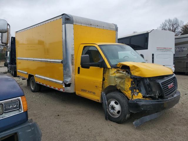 GMC Savana Cutaway G3500 Image 4