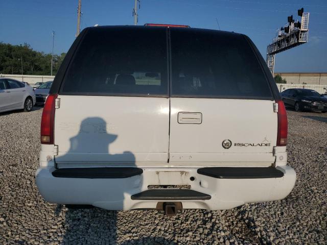 Cadillac Escalade Luxury Image 2