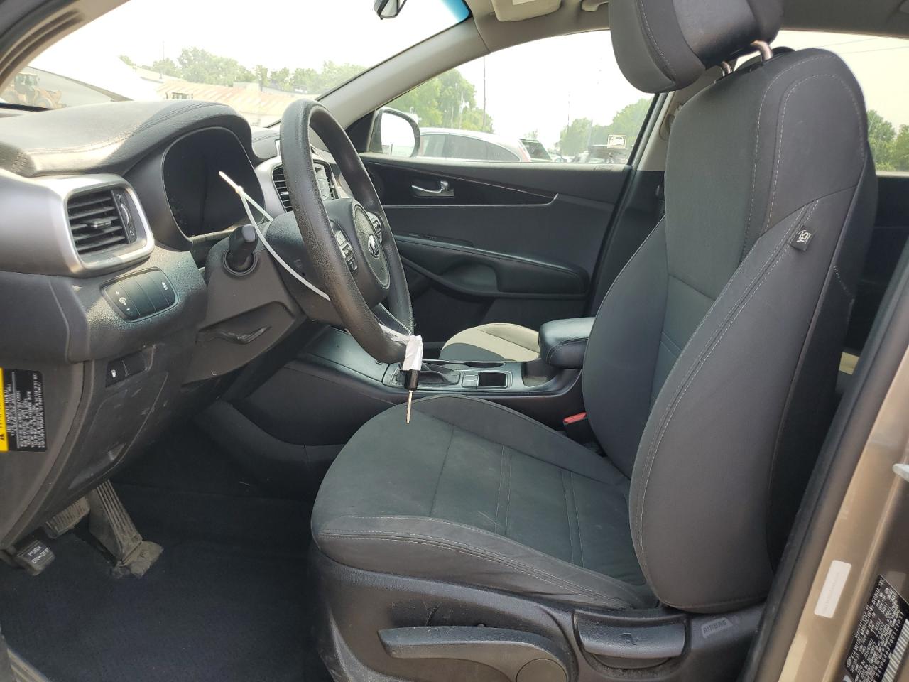 Kia Sorento Lx Image 5