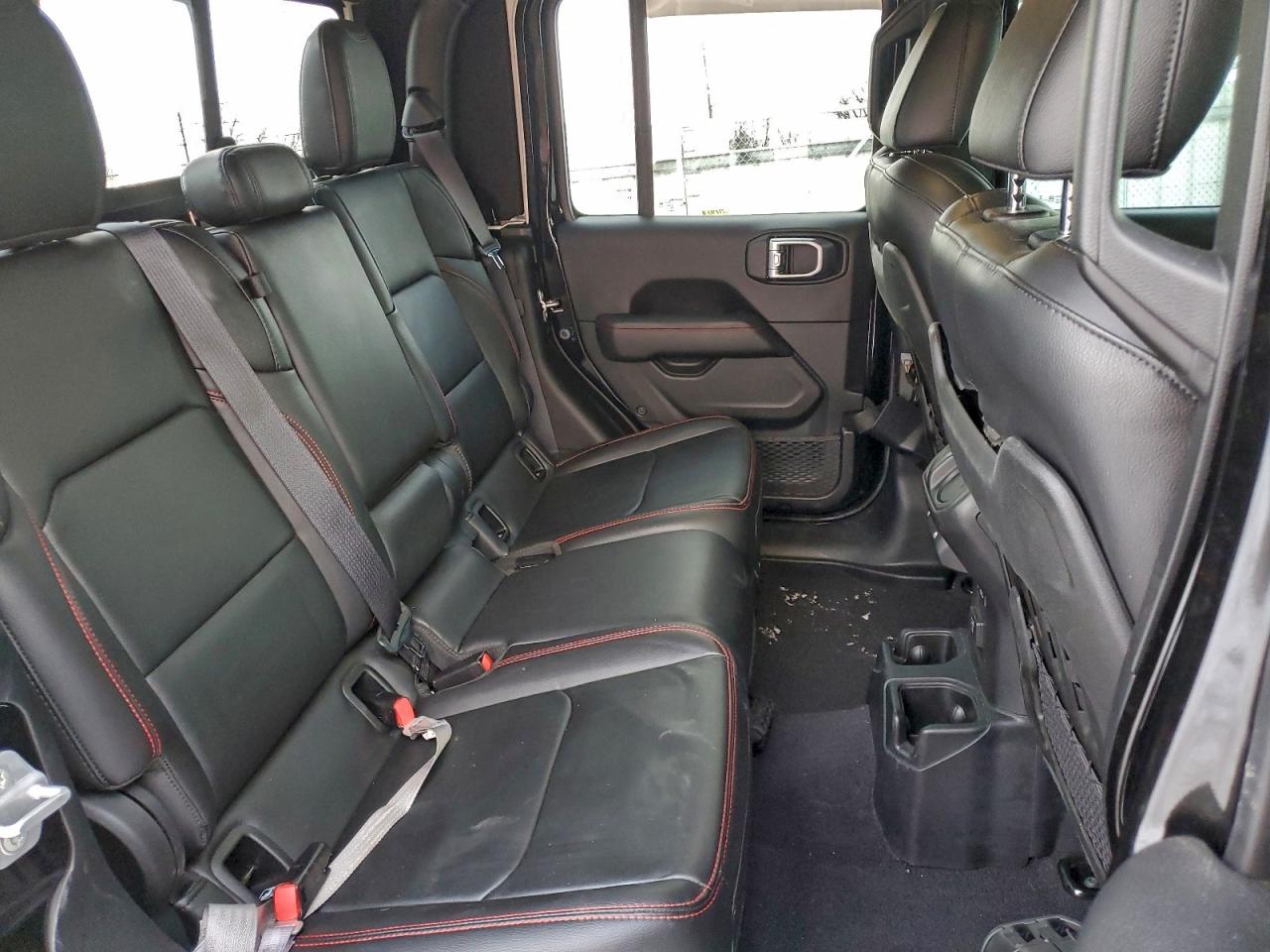 Jeep Gladiator Rubicon Image 10