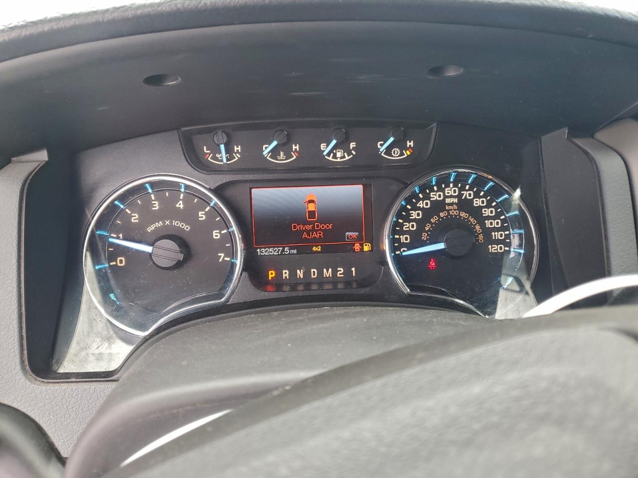 Ford F-150 Super Cab Image 8