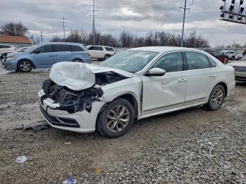  Salvage Volkswagen Passat