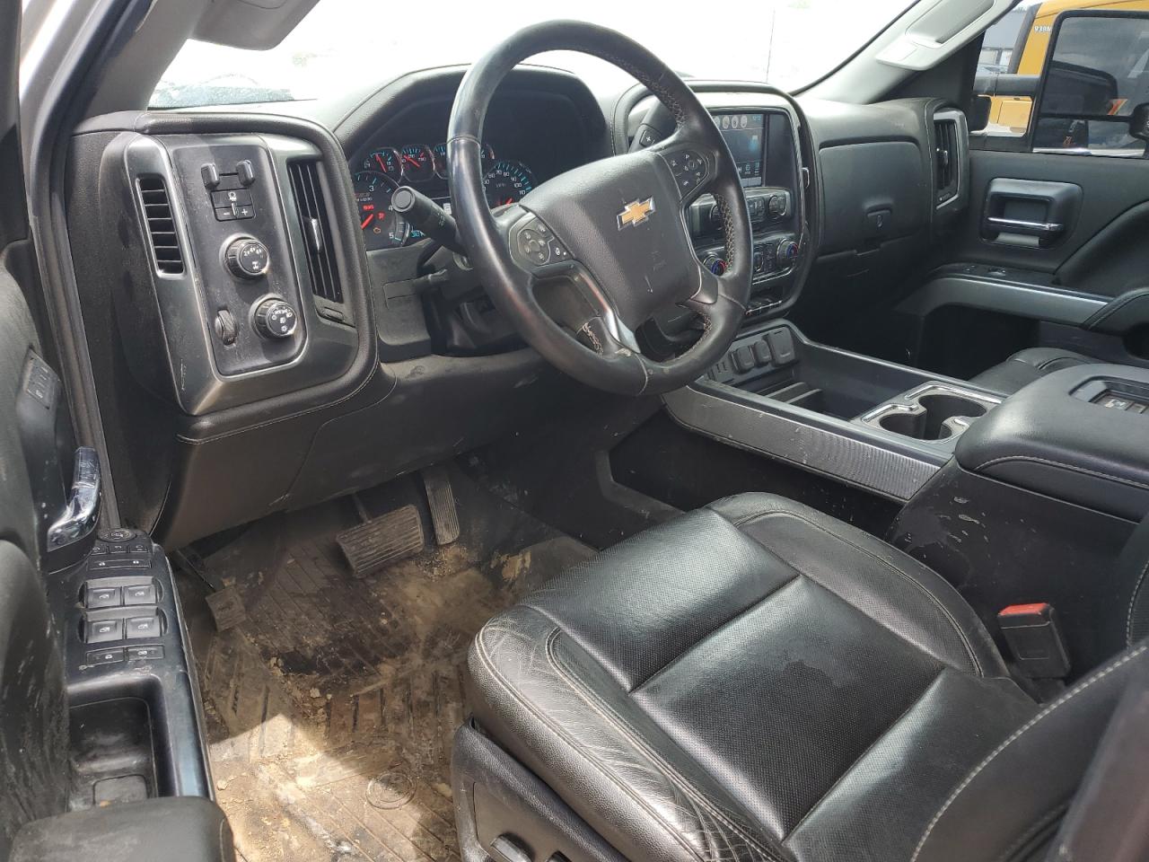 Chevrolet Silverado K2500 Heavy Duty Ltz Image 8