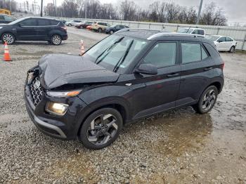  Salvage Hyundai VENUE