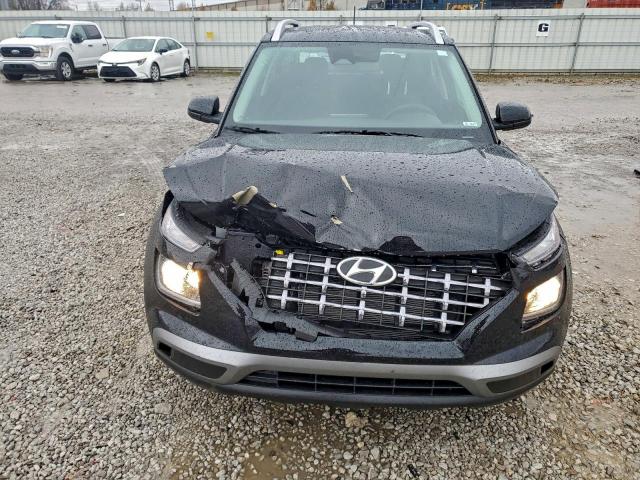 Hyundai VENUE Sel Image 3