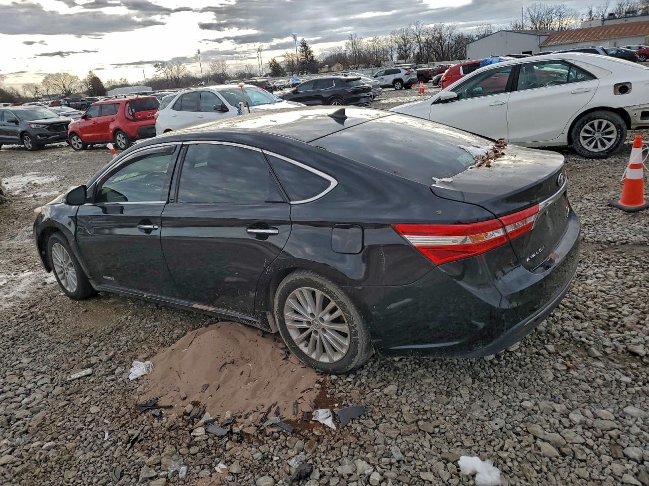Toyota Avalon Hybrid Image 9