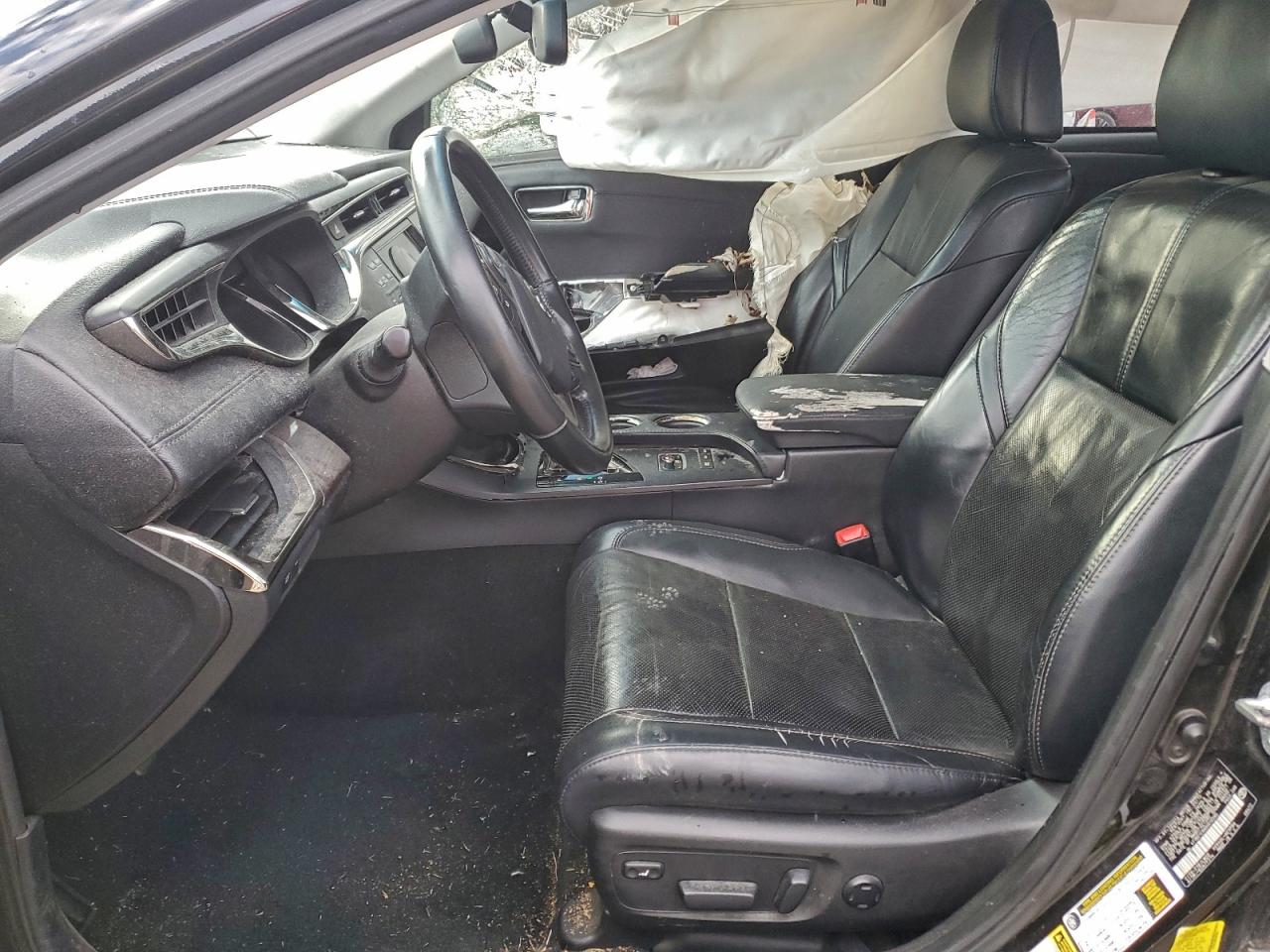 Toyota Avalon Hybrid Image 10