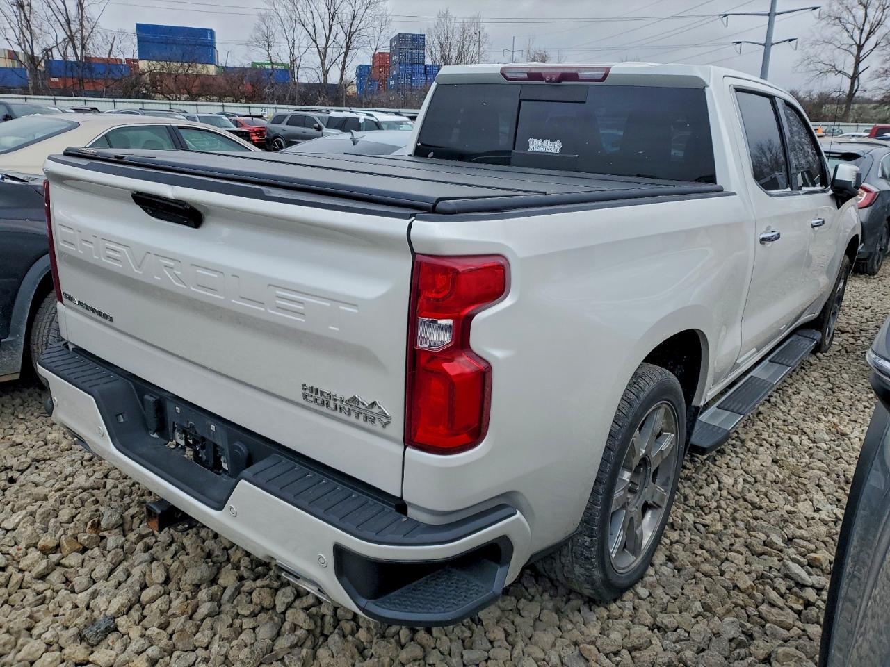 Chevrolet Silverado K1500 High Country Image 10