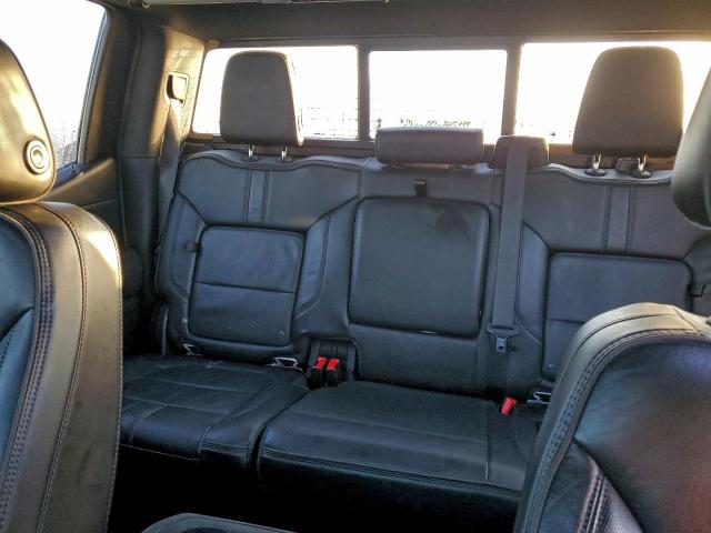 Chevrolet Silverado K1500 High Country Image 8