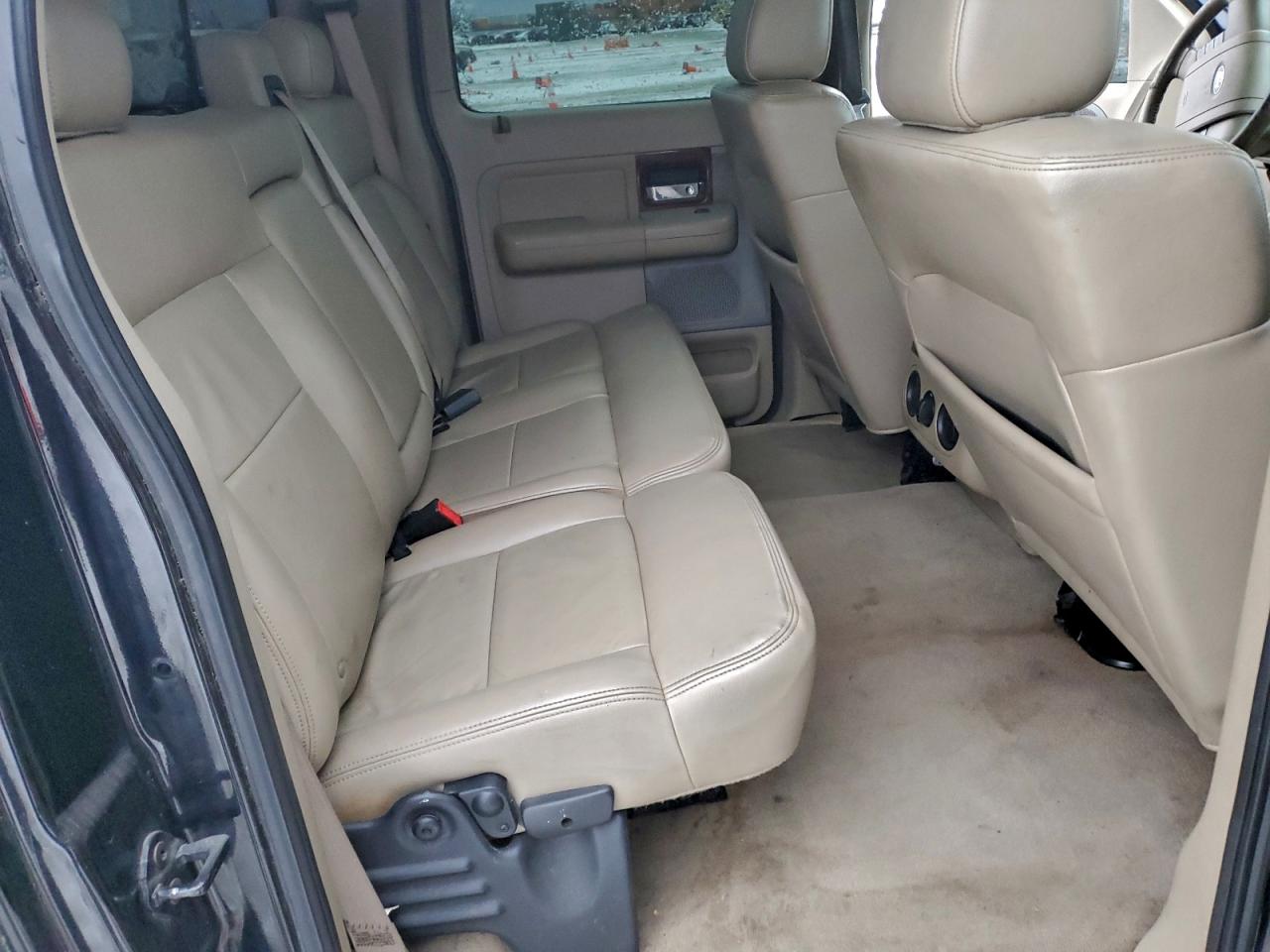 Ford F-150 Supercrew Image 12