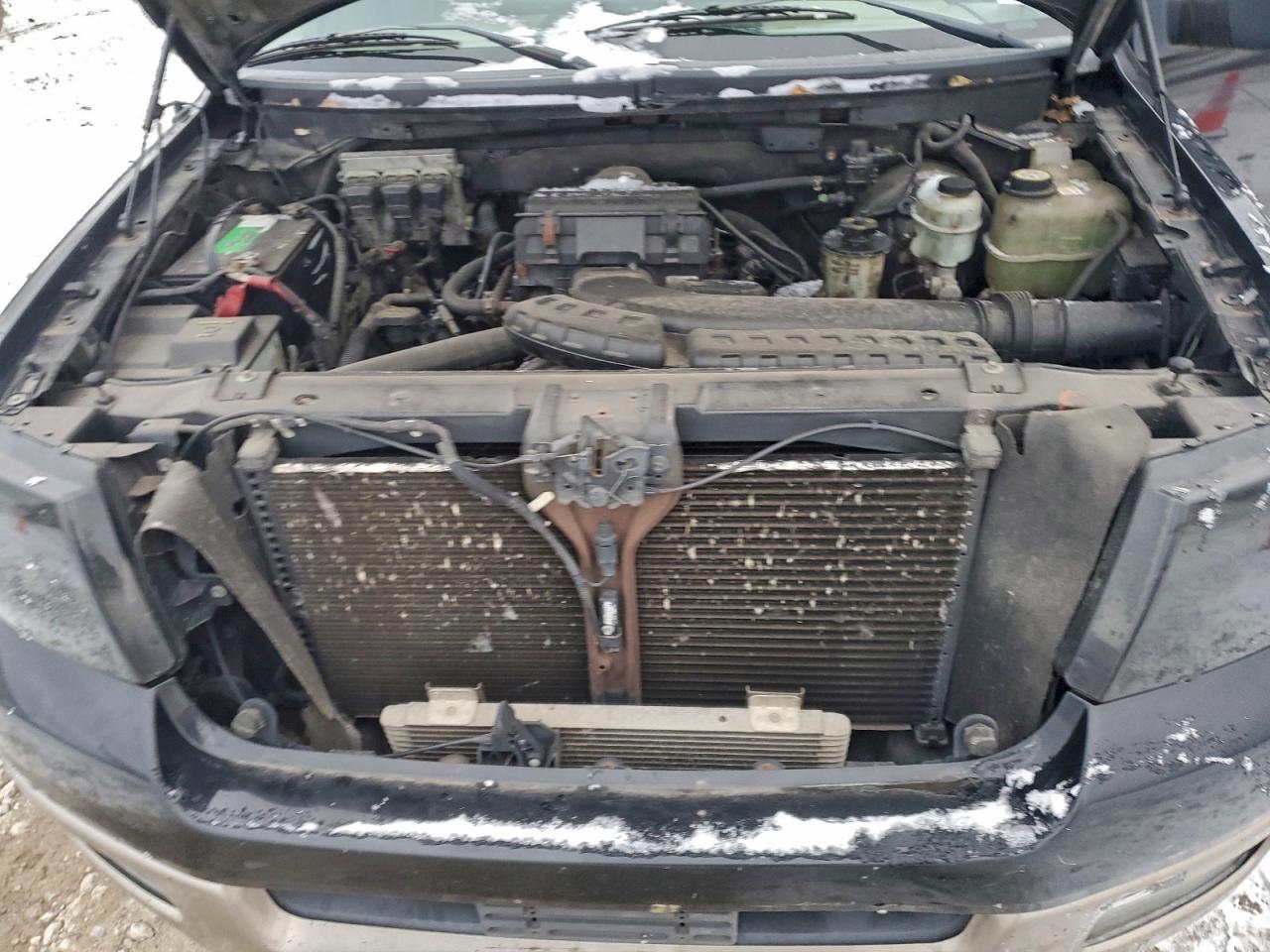 Ford F-150 Supercrew Image 11