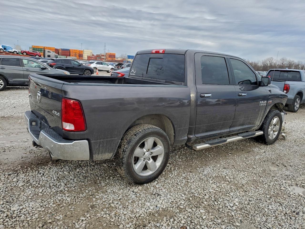 Ram 1500 Slt Image 2