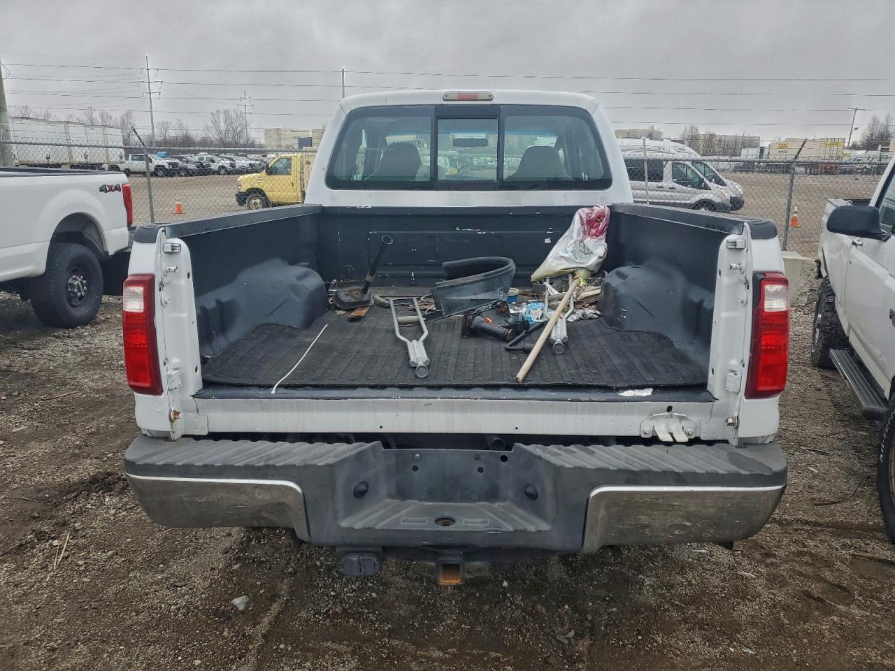 Ford F-350 Srw Super Duty Image 5