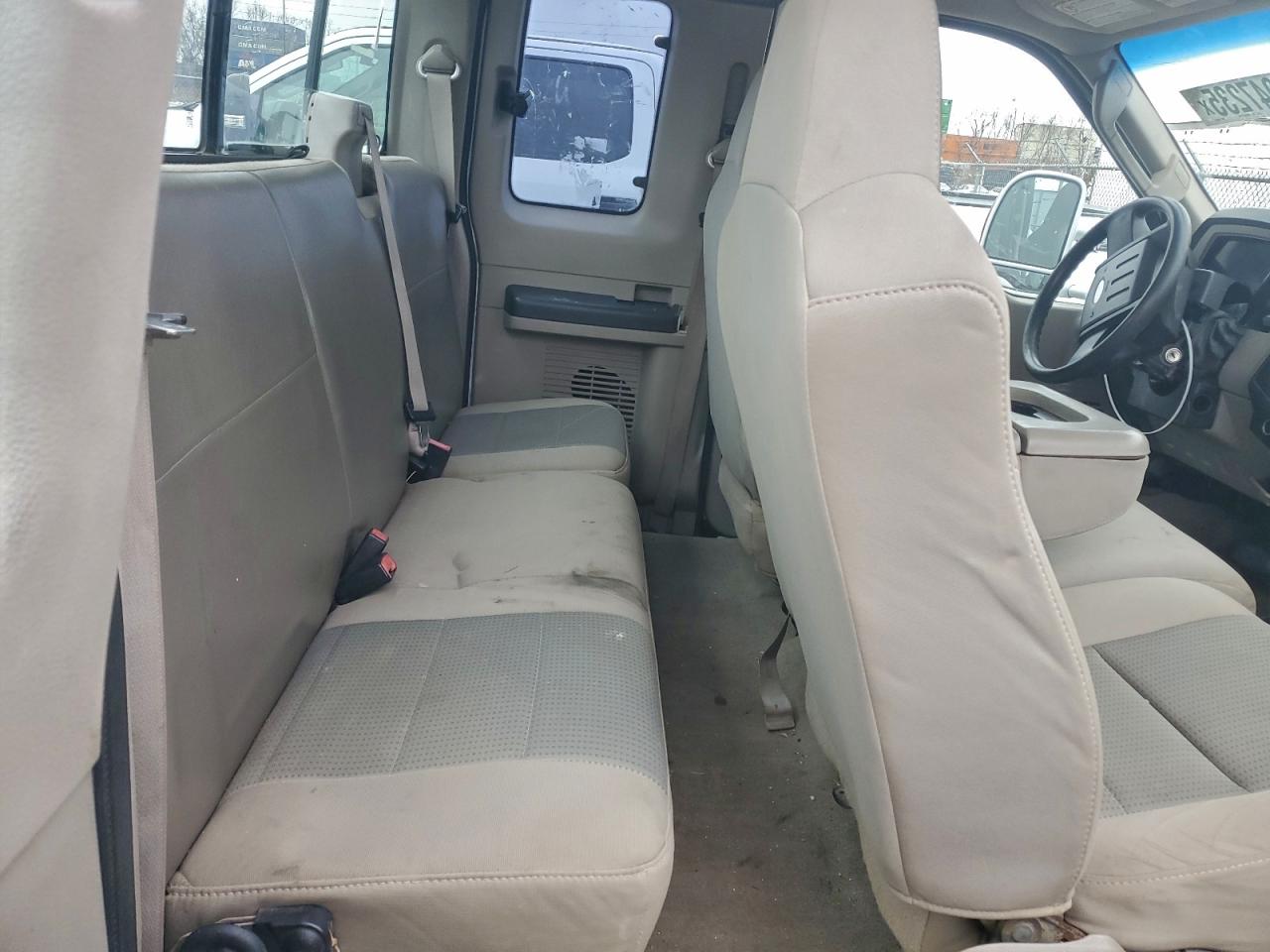 Ford F-350 Srw Super Duty Image 10