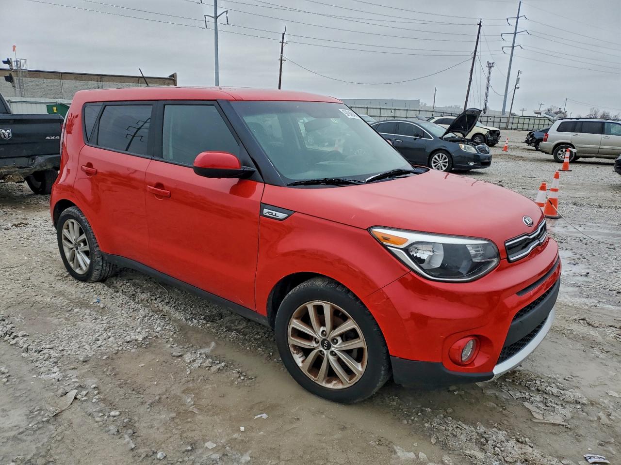 Kia Soul + Image 11