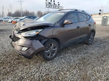  Salvage Hyundai TUCSON