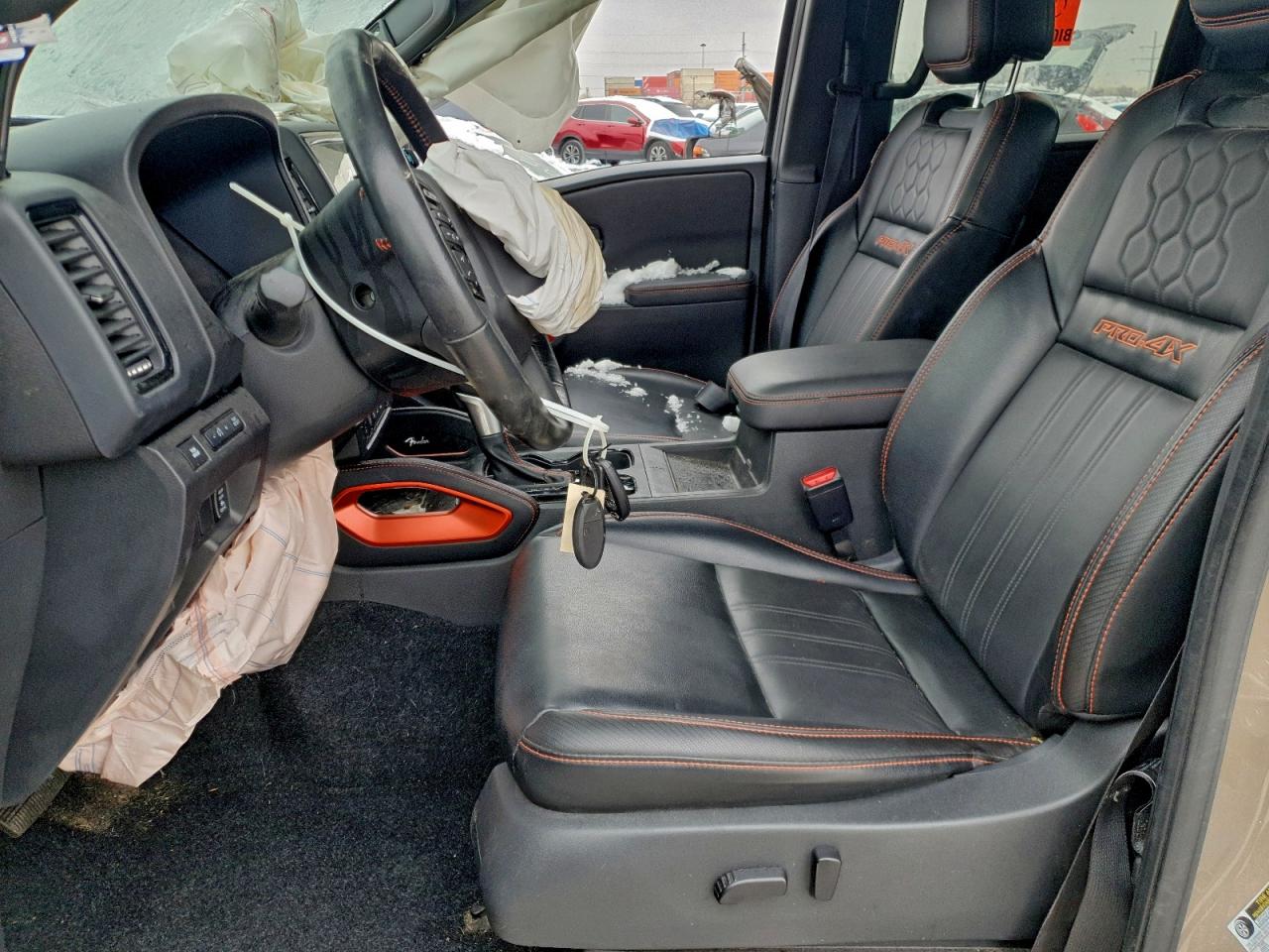 Nissan Frontier S Image 8