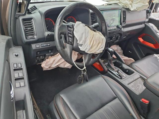 Nissan Frontier S Image 7