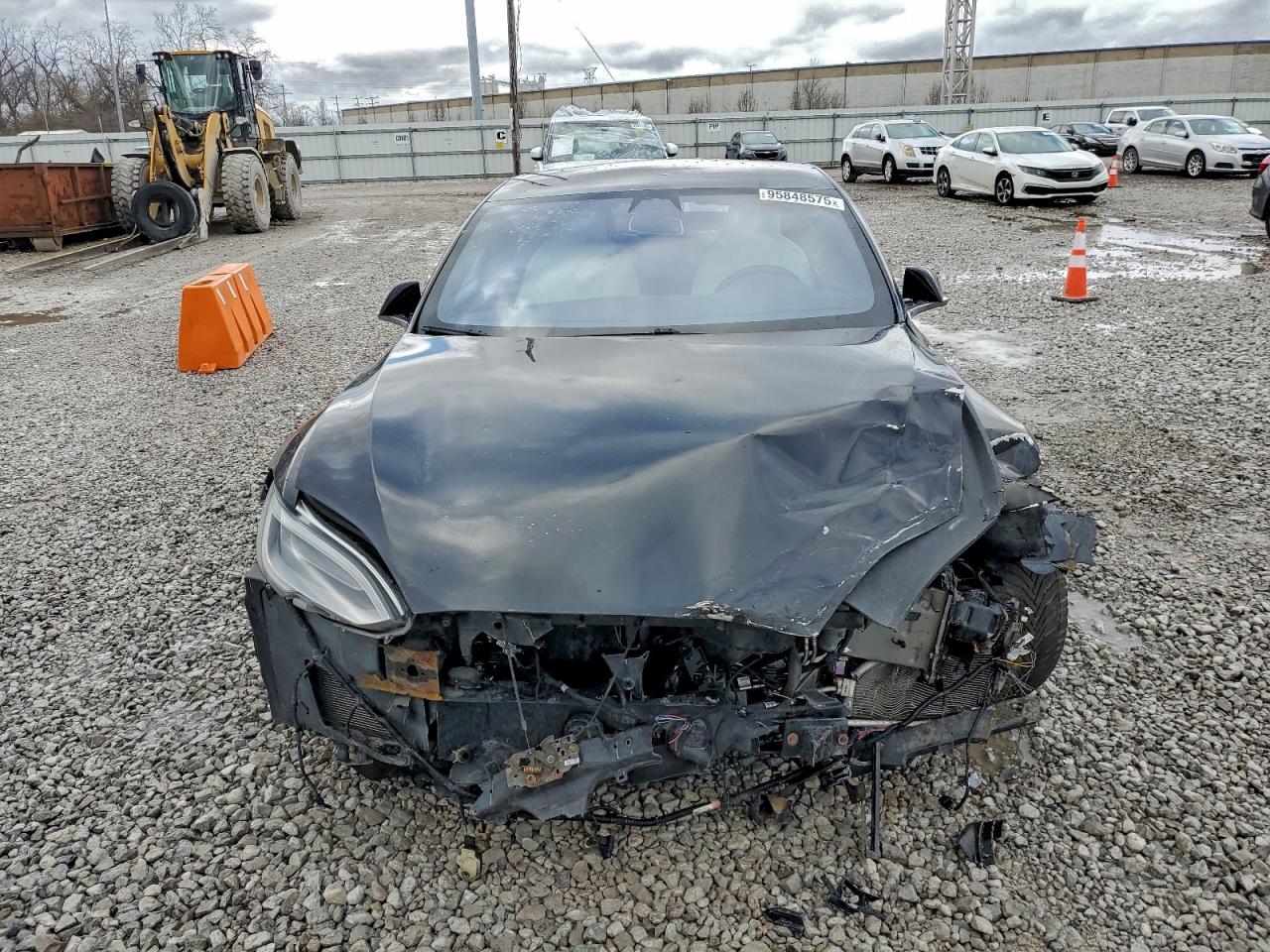 Tesla Model S Image 2