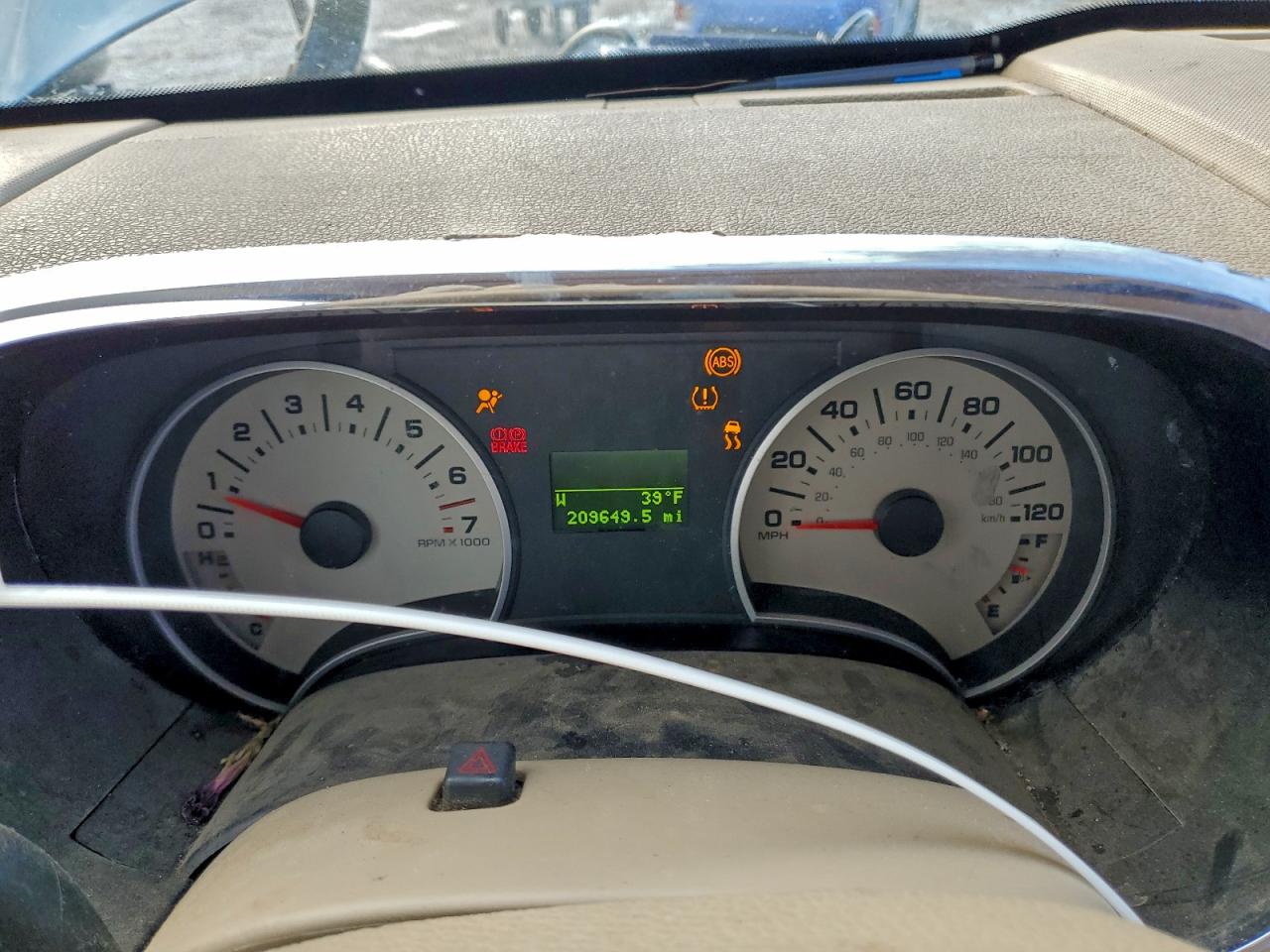 Ford Explorer Eddie Bauer Image 5