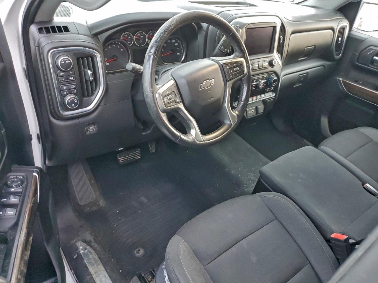 Chevrolet Silverado K1500 Rst Image 8