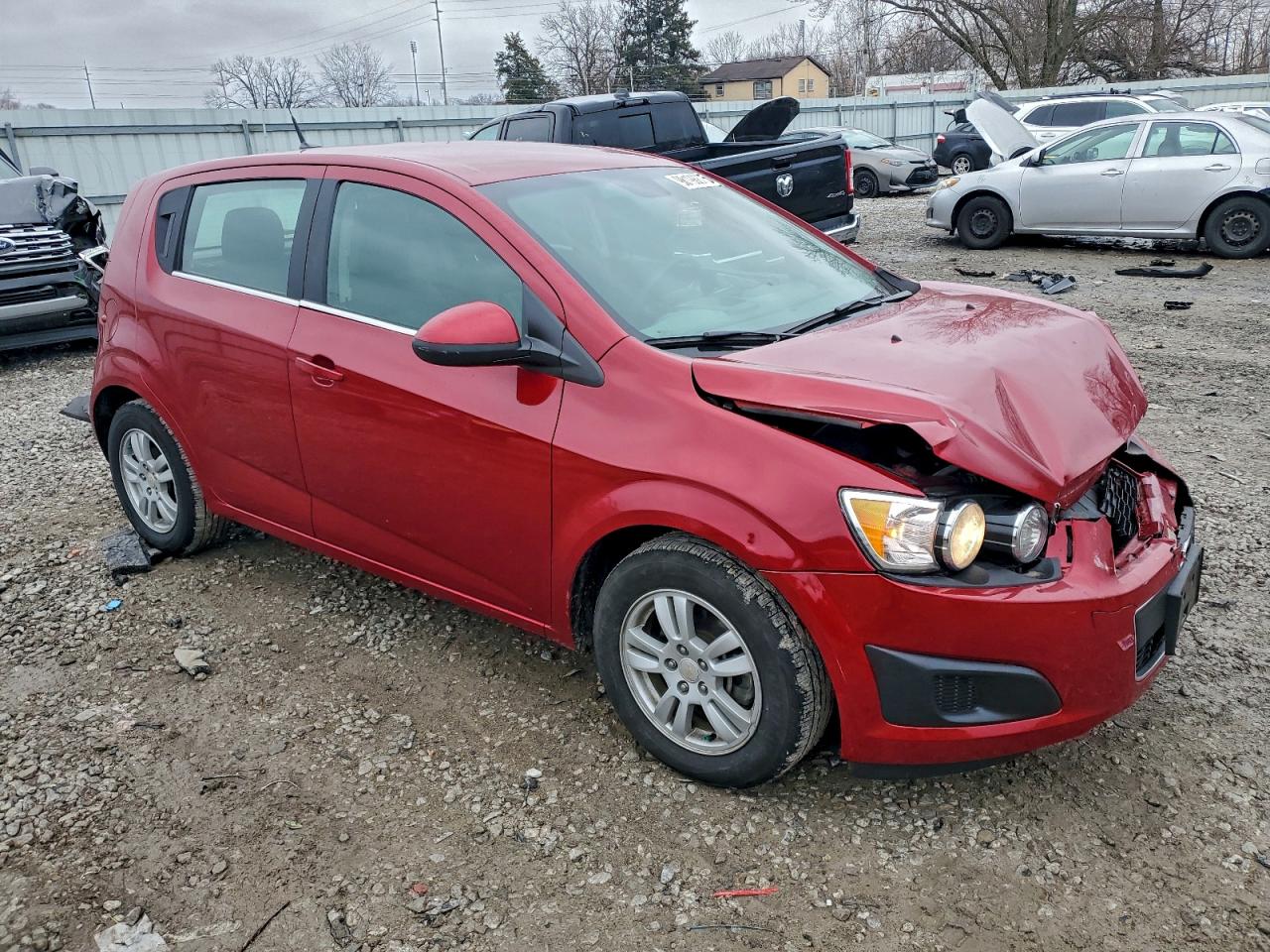 Chevrolet Sonic Lt Image 5