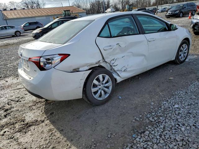 Toyota Corolla L Image 8