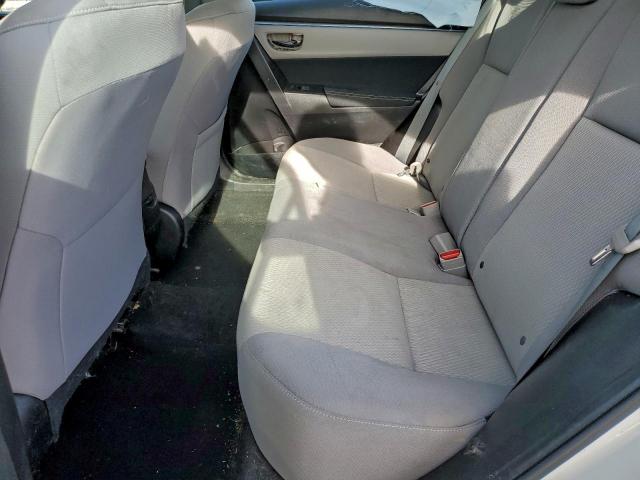 Toyota Corolla L Image 7