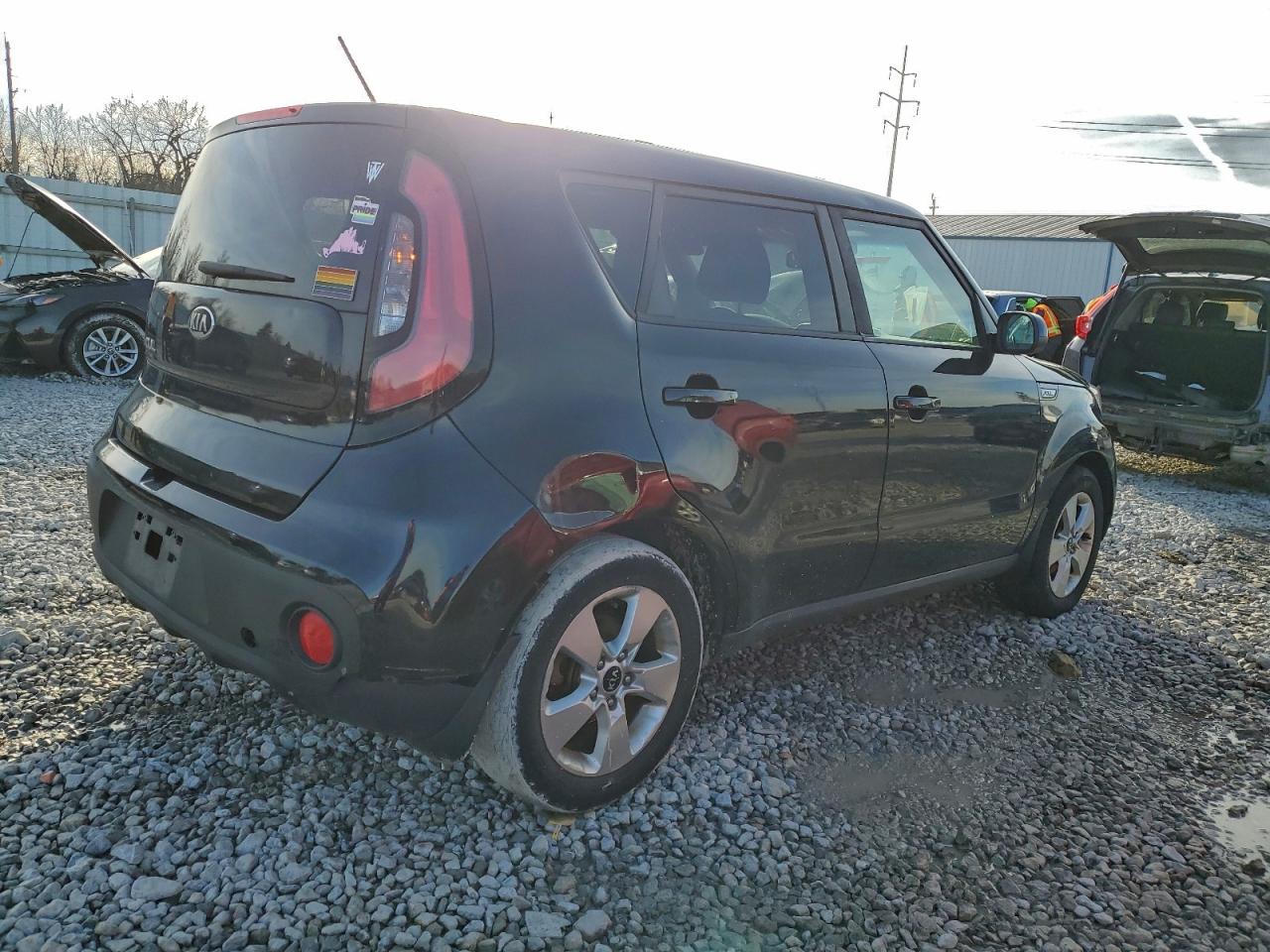 Kia Soul Image 2
