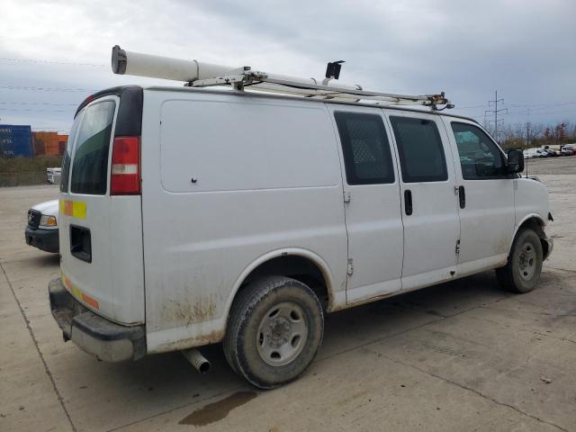 Chevrolet Express Image 2