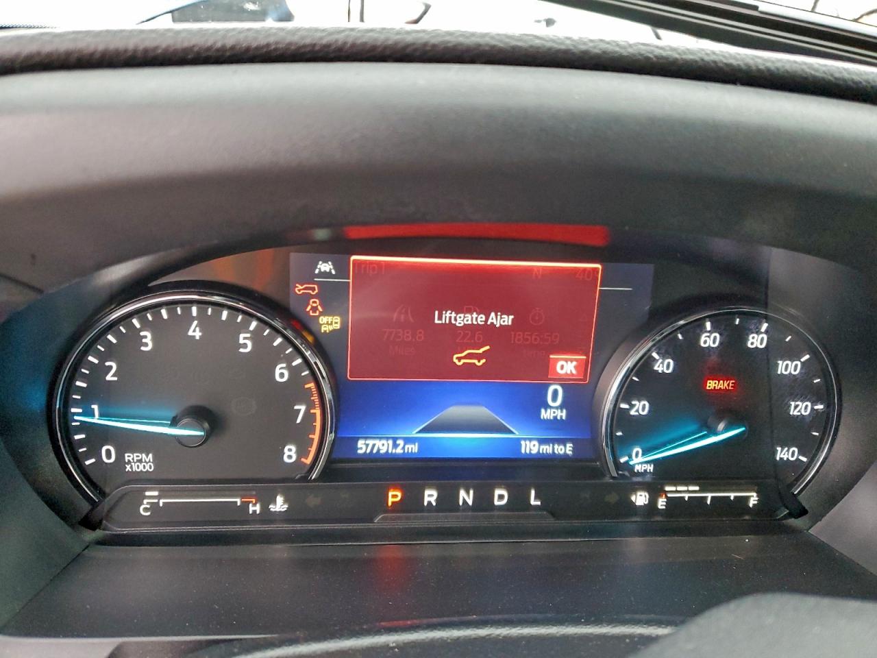 Ford Explorer Xlt Image 10