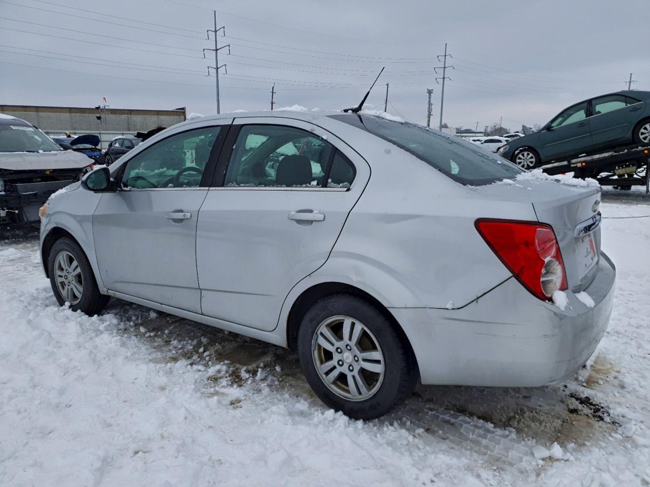 Chevrolet Sonic Lt Image 11