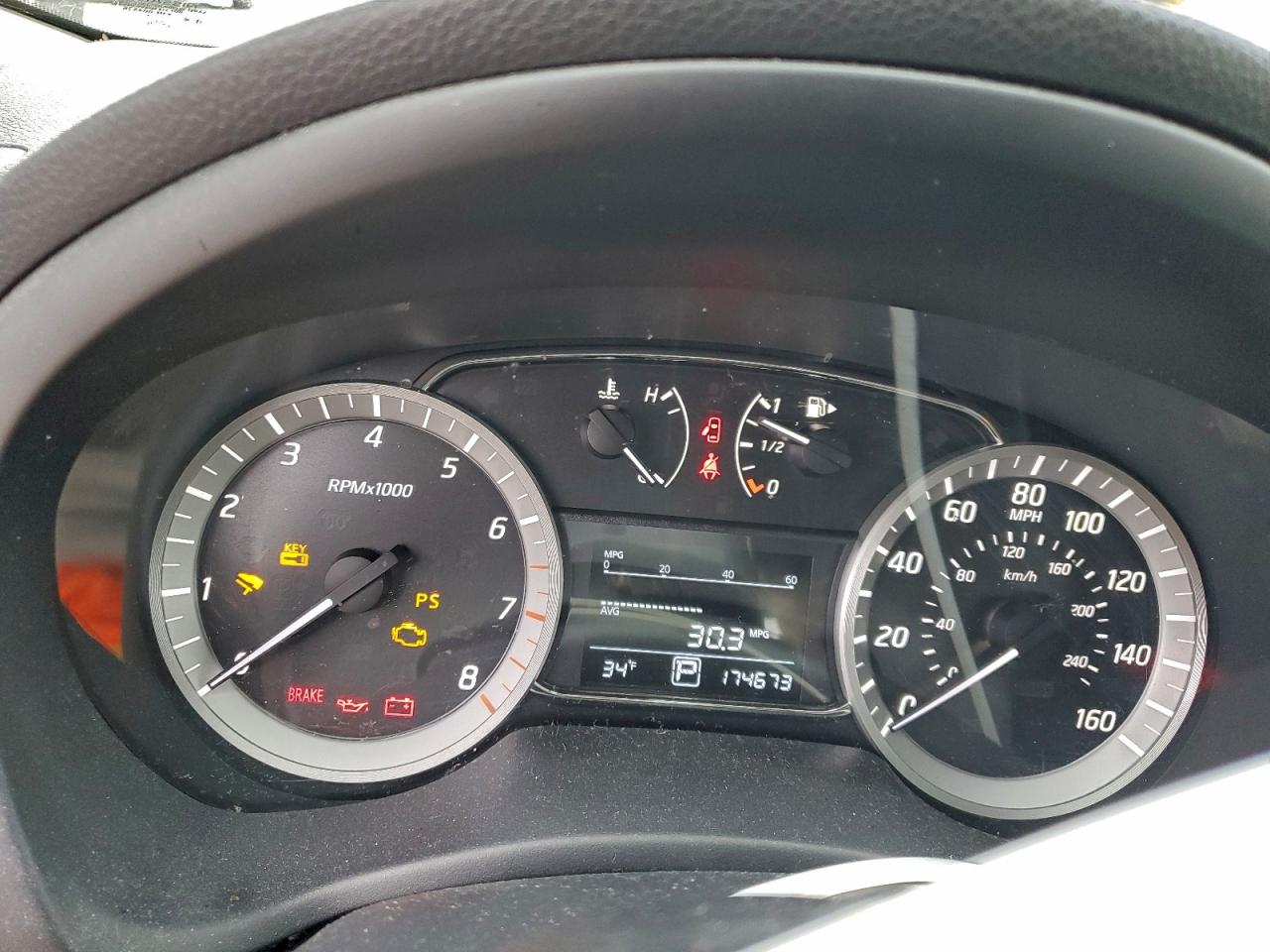 Nissan Sentra S Image 11