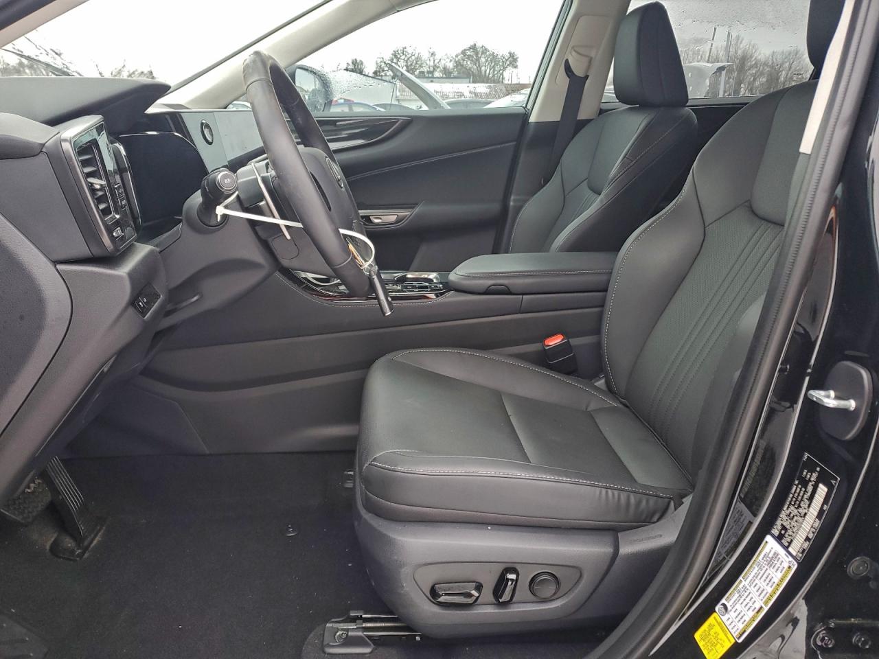 Lexus NX 250 Base Image 4