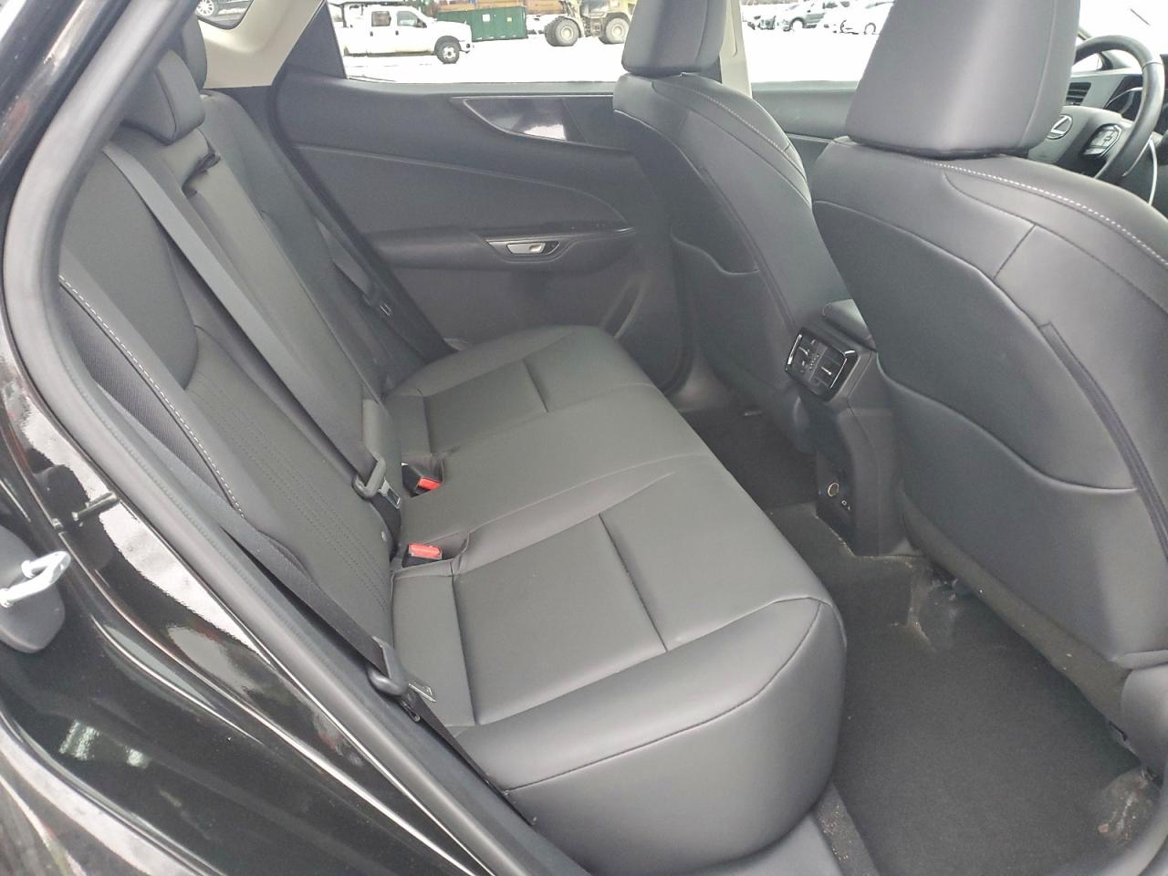 Lexus NX 250 Base Image 9