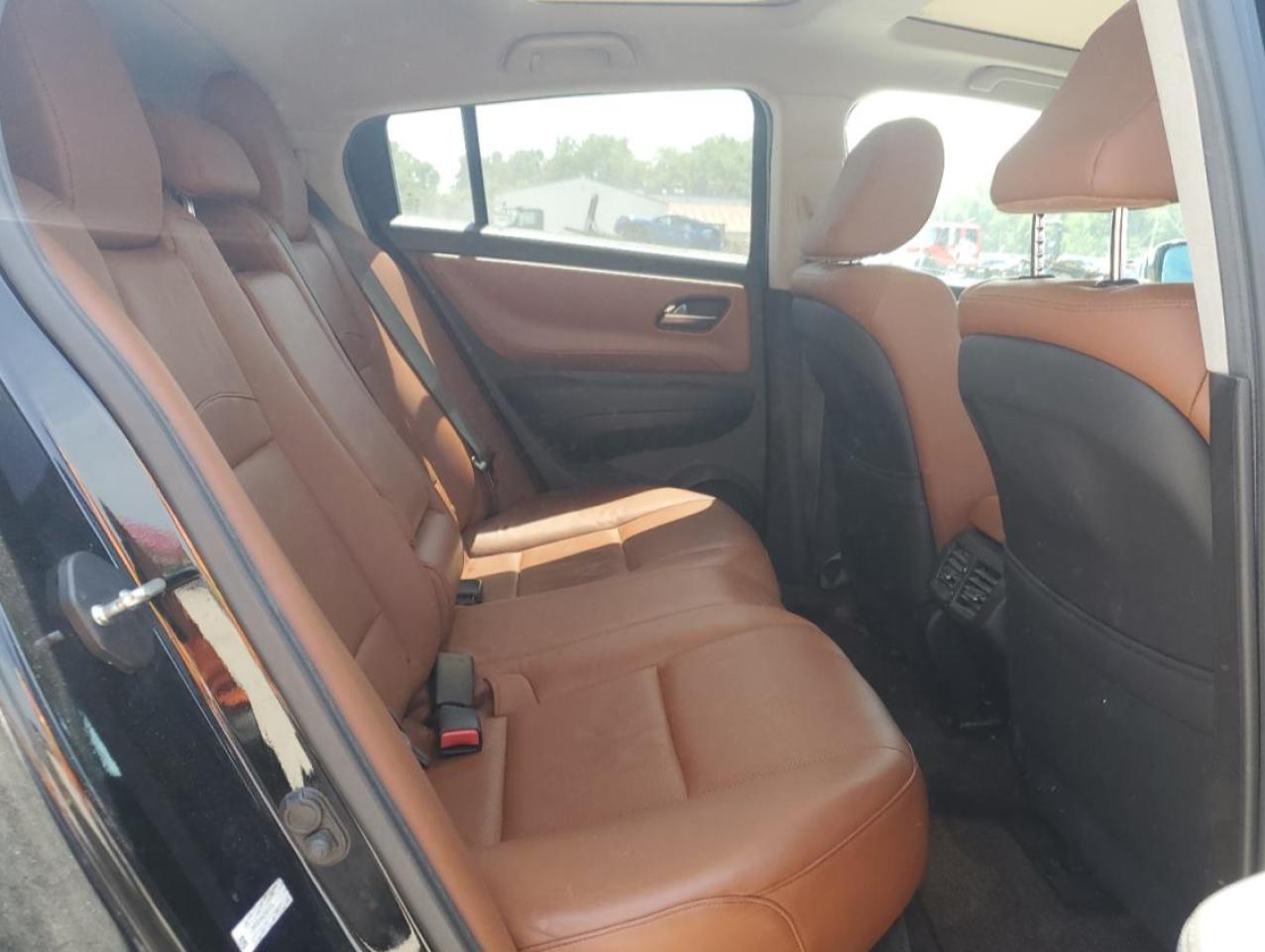 Acura ZDX Advance Image 10