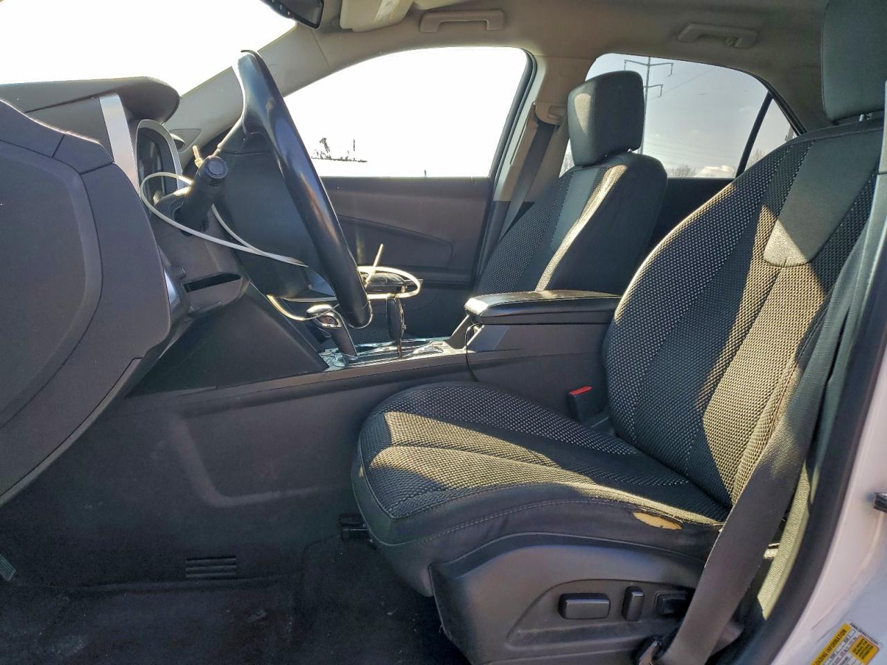 Chevrolet Equinox Lt Image 3