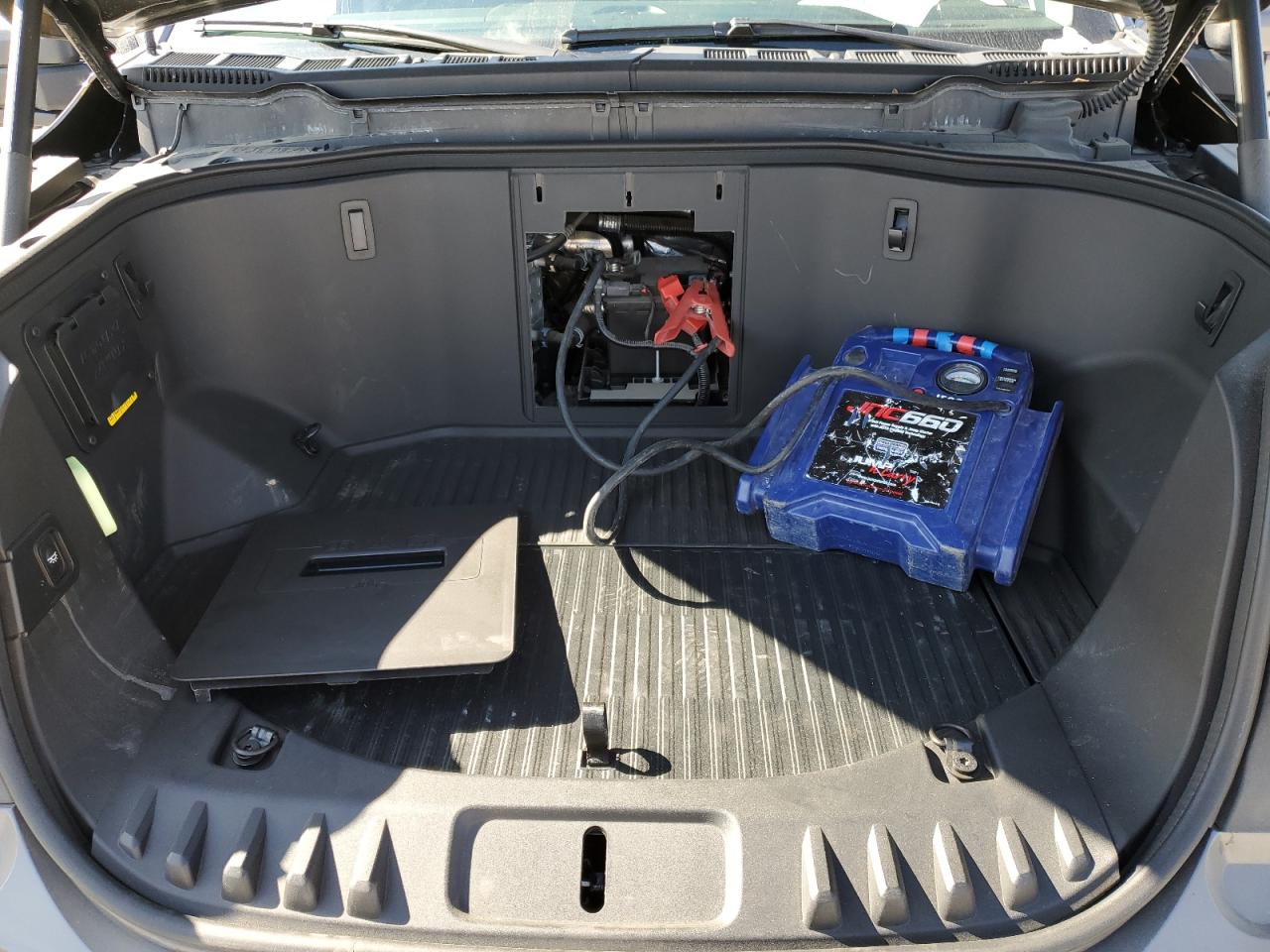 Ford F-150 Lightning Xlt Image 12