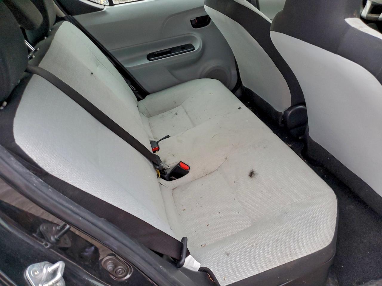 Toyota Prius Image 8