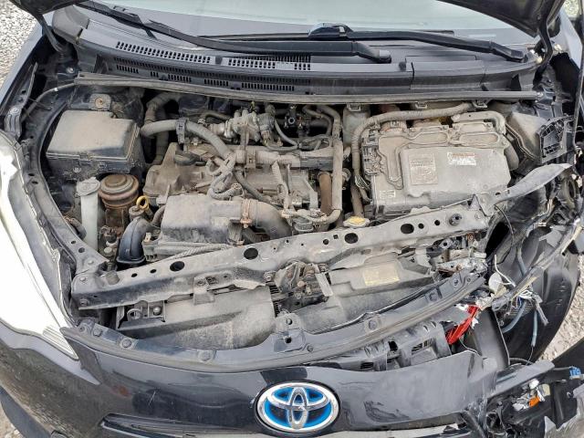 Toyota Prius Image 11