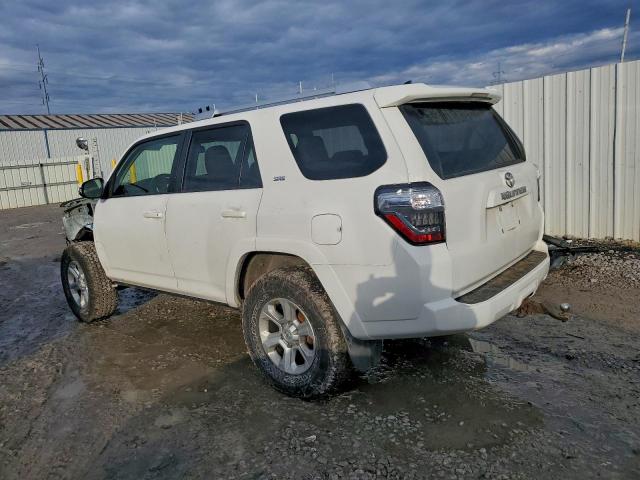 Toyota 4Runner Sr5 Image 3