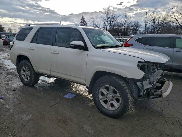 Toyota 4Runner Sr5 Image 2