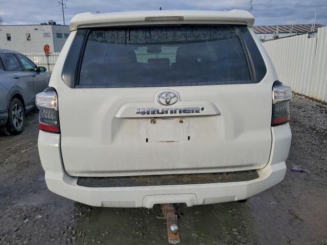 Toyota 4Runner Sr5 Image 4