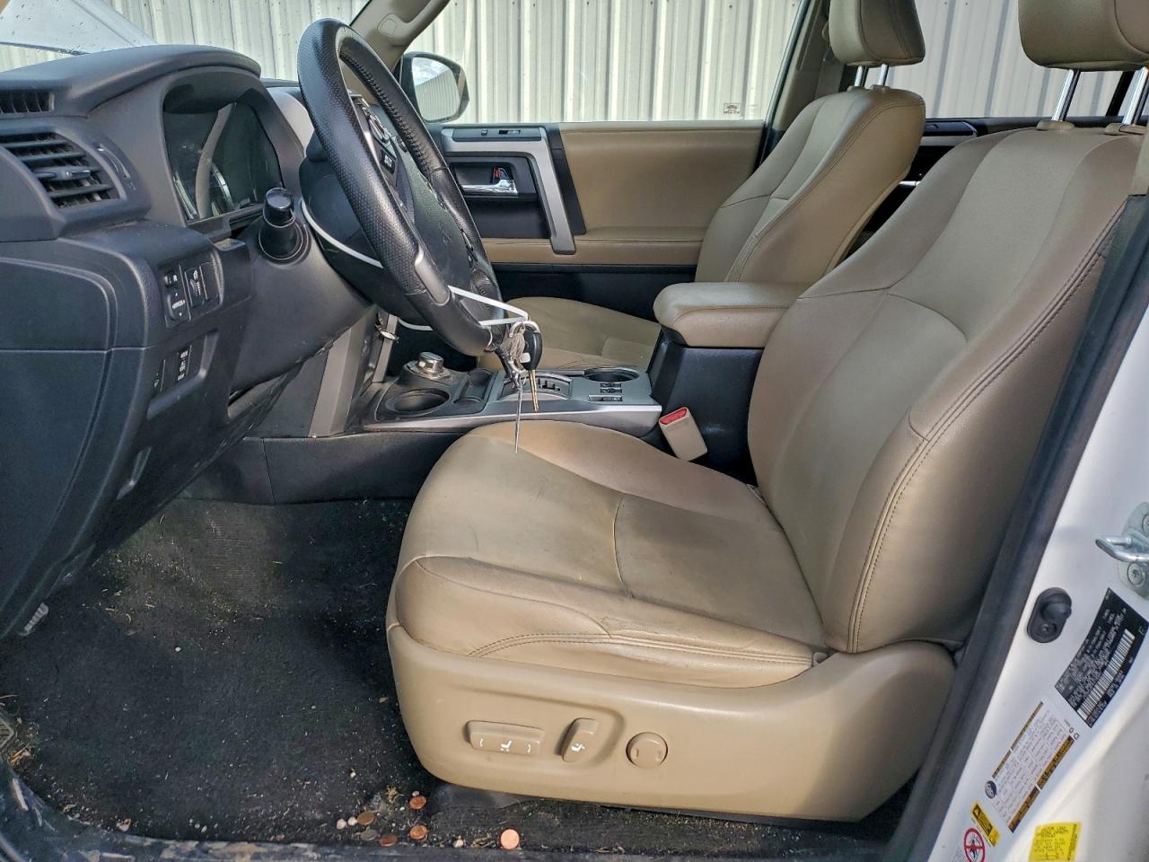 Toyota 4Runner Sr5 Image 9