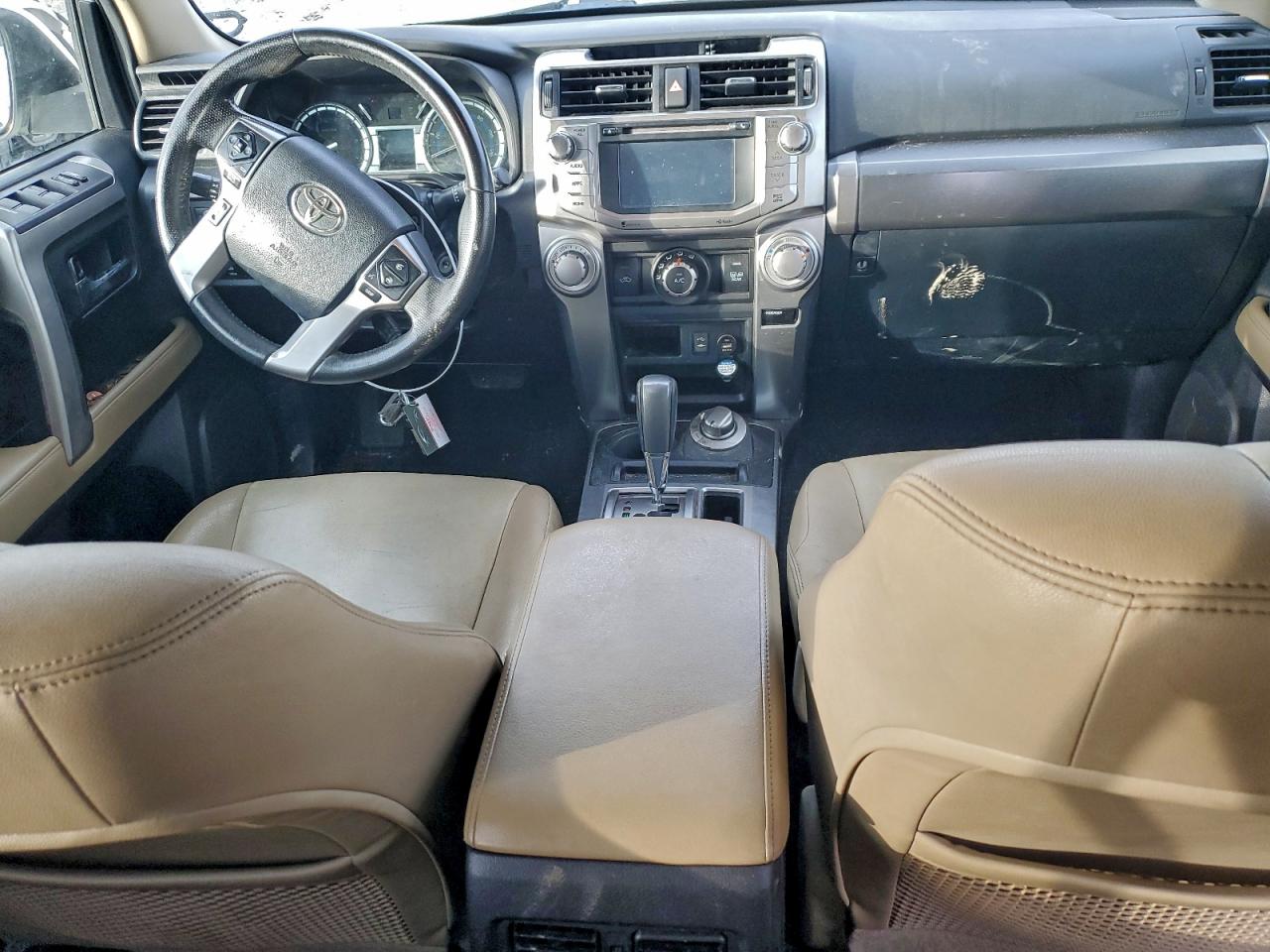 Toyota 4Runner Sr5 Image 6