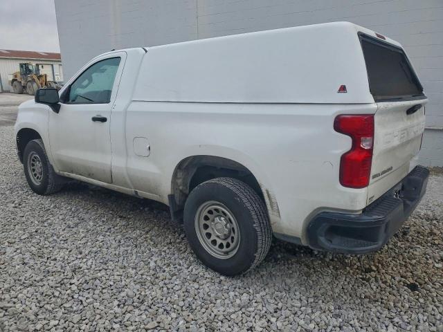 Chevrolet Silverado C1500 Image 3